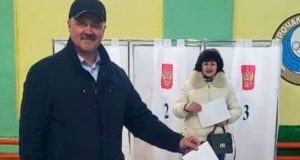 Депутаты Госсобрания голосуют на выборах президента РФ