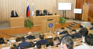 Бюджет, поддержка семей, патриотическое воспитание: в Республике Алтай прошла сессия Госсобрания