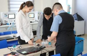 На Алтае подвели итоги работы центра одаренных детей за 2023 год На Алтае подвели итоги работы центра одаренных детей за 2023 год