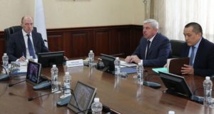 Олег Хорохордин принял участие в обсуждении стратегии развития Сибири Олег Хорохордин принял участие в обсуждении стратегии развития Сибири