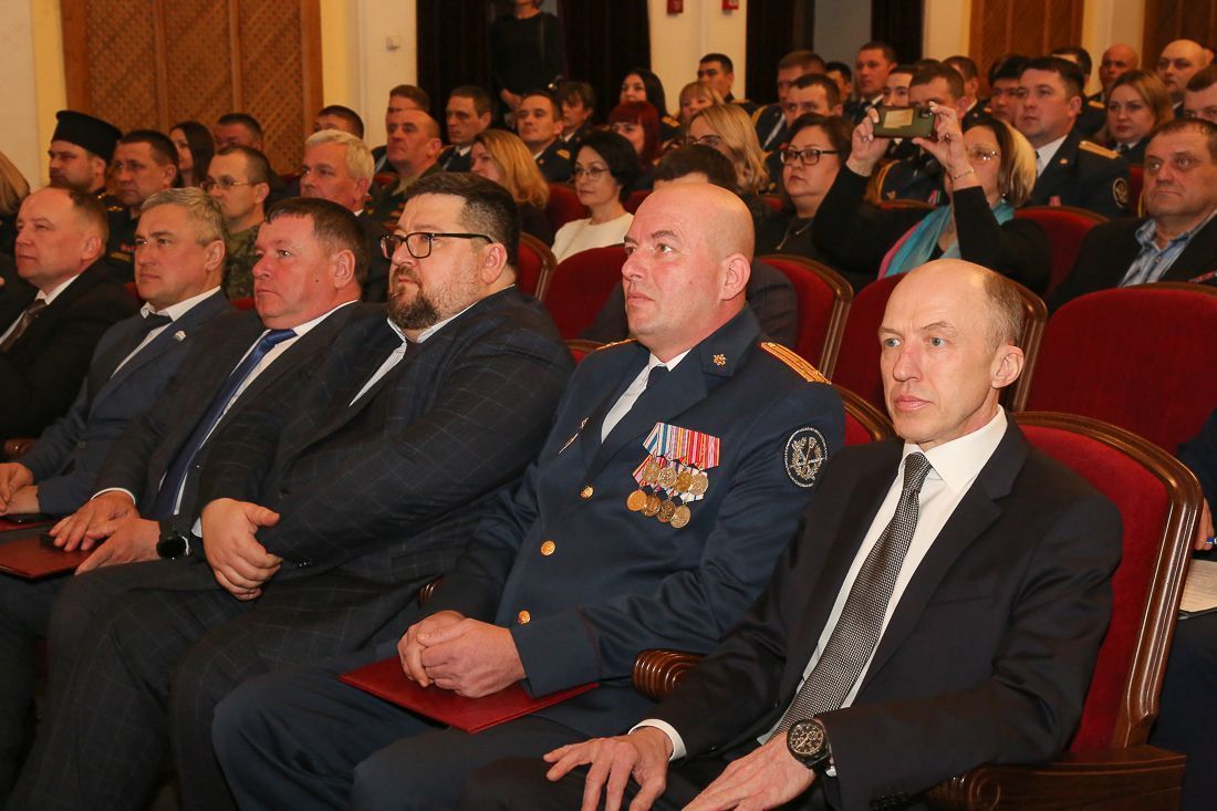 В Республике Алтай наградили сотрудников ОФСИН 