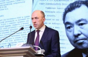 В Горно-Алтайске почтили память Михаила Карамаева В Горно-Алтайске почтили память Михаила Карамаева