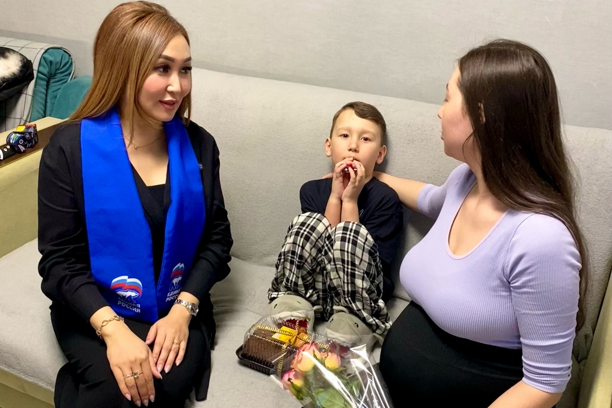 В Республике Алтай поздравили с 8 Марта матерей, жен и дочерей участников СВО 