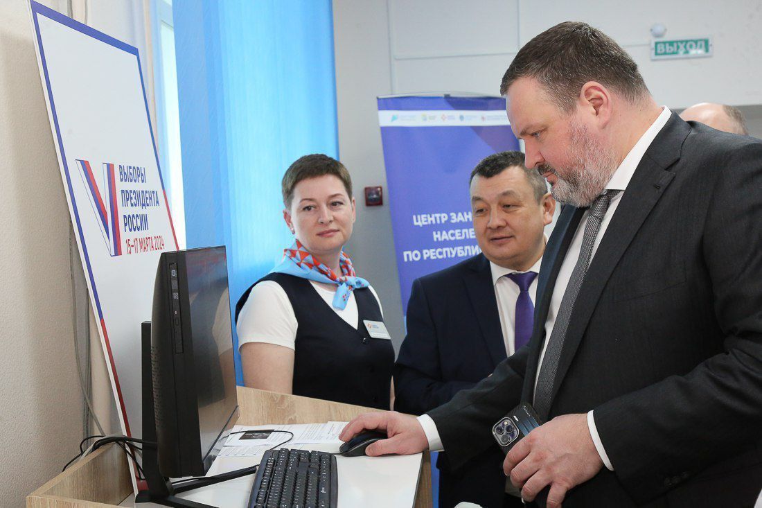 Республику Алтай посетил министр труда и социальной защиты РФ Антон Котяков 