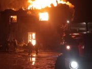 В Кош-Агаче всю ночь тушили пожар в магазине В Кош-Агаче всю ночь тушили пожар в магазине