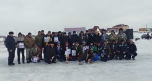 Турнир по хоккею с мячом памяти Алексея Байрамова прошел в Кош-Агаче Турнир по хоккею с мячом памяти Алексея Байрамова прошел в Кош-Агаче