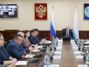 Олег Хорохордин провёл заседание республиканского правительства Олег Хорохордин провёл заседание республиканского правительства