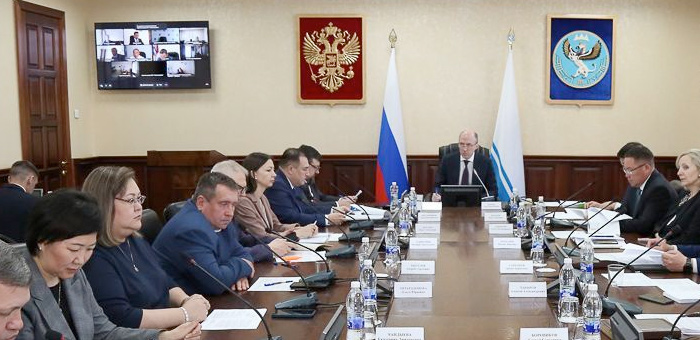 Олег Хорохордин провёл заседание республиканского правительства