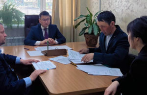 Председатель Эл Курултая провёл приём граждан Председатель Эл Курултая провёл приём граждан