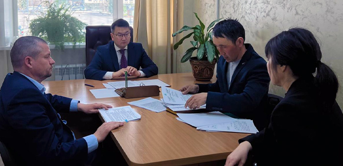 Председатель Эл Курултая провёл приём граждан