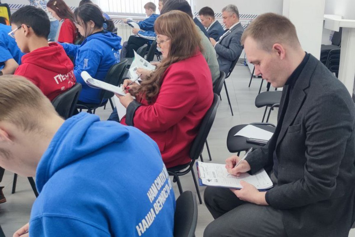 Масштабная акция «Диктант Победы» прошла в Республике Алтай 