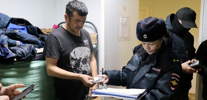 Рейд по выявлению нелегальных мигрантов прошел в Майминском районе