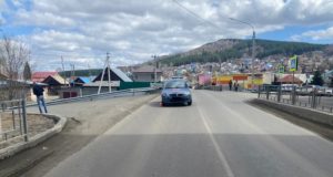 Восьмилетний мальчик попал под колеса иномарки в Горно-Алтайске