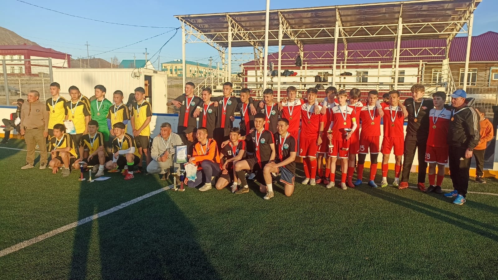 Республиканское первенство по футболу среди юниоров прошло в Усть-Кане 