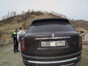 Наглого новосибирца на Rolls Royce с заклеенными номерами привлекли к ответственности
