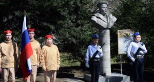 В Горно-Алтайске почтили память Героя Советского Союза Якова Баляева