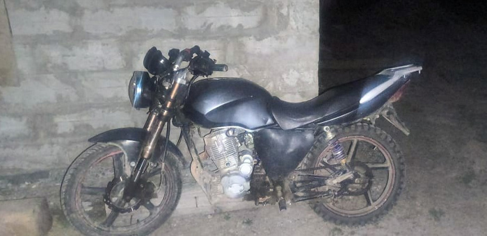 17-летний юноша упал с мотоцикла в Усть-Кане