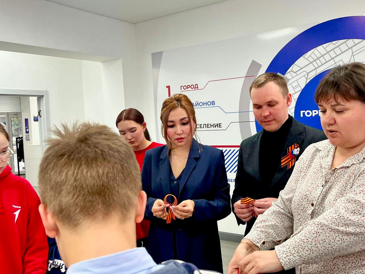 Мастер-класс по ношению георгиевской ленточки прошел в регионе 