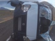 В Кош-Агачском районе «Газель» врезалась в дорожный знак и опрокинулась