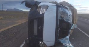В Кош-Агачском районе «Газель» врезалась в дорожный знак и опрокинулась В Кош-Агачском районе «Газель» врезалась в дорожный знак и опрокинулась