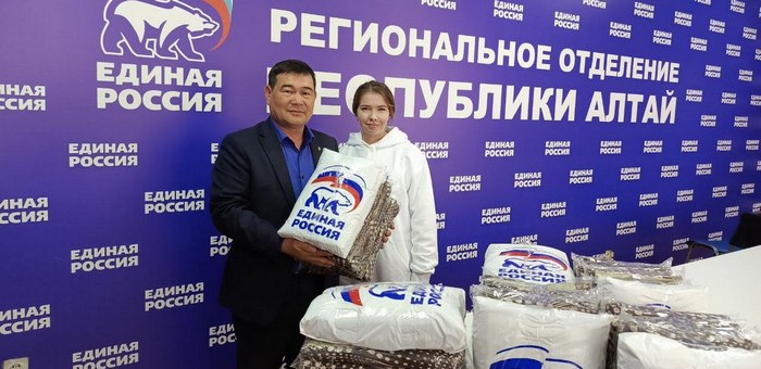 «Единая Россия» оказала помощь дому-интернату «Быйанду»