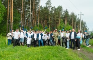 Большой экологический субботник провели сотрудники курорта «Манжерок»