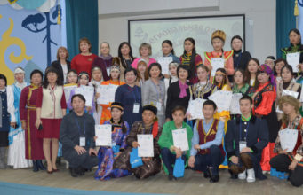 Победителем олимпиады по родным языкам стала школьница из Республики Алтай