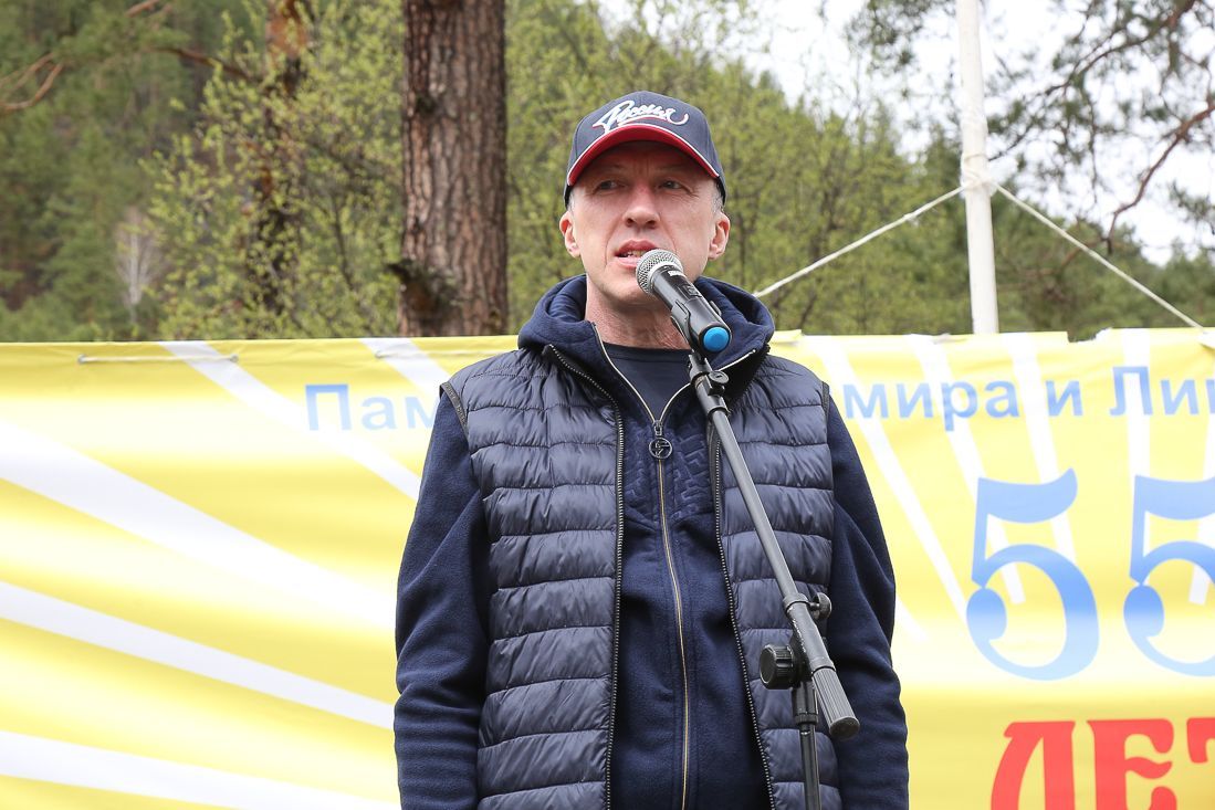 Юбилейный слет туристов-водников проходит на Алтае 