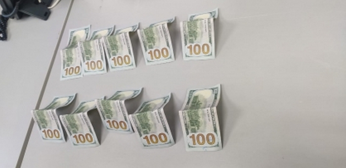 Иностранцев отправили в колонию строгого режима за попытку подкупить таможенника на Алтае