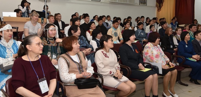 Межрегиональная олимпиада по родным языкам народов Сибири и Дальнего Востока проходит на Алтае