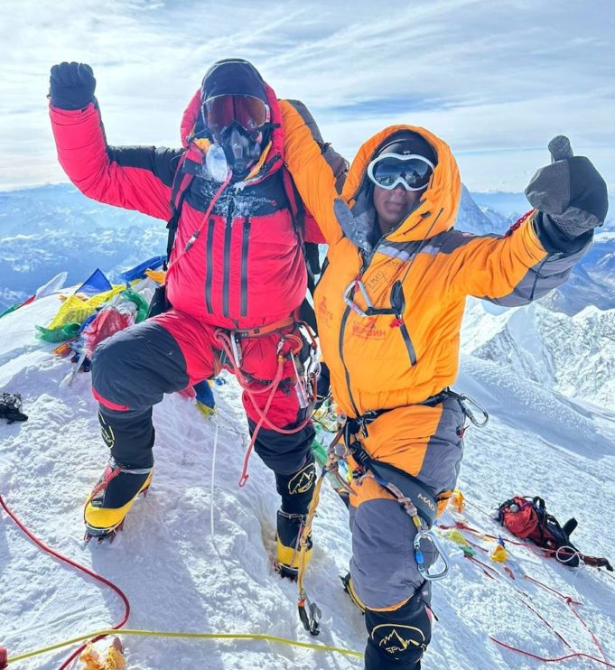 Горно-алтайский альпинист взошёл на Эверест