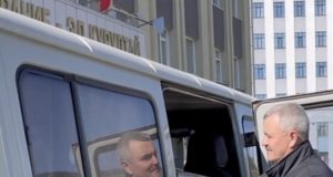 Депутаты передали УАЗ землякам, участвующим в спецоперации