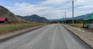 Участки дороги Каракол – Кулада ремонтируют по нацпроекту