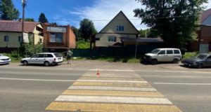 В Горно-Алтайске «Тойота» сбила на пешеходном переходе восьмилетнюю кемеровчанку В Горно-Алтайске «Тойота» сбила на пешеходном переходе восьмилетнюю кемеровчанку