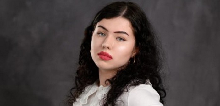 Выпускница РКЛ набрала 200 баллов по двум предметам на ЕГЭ