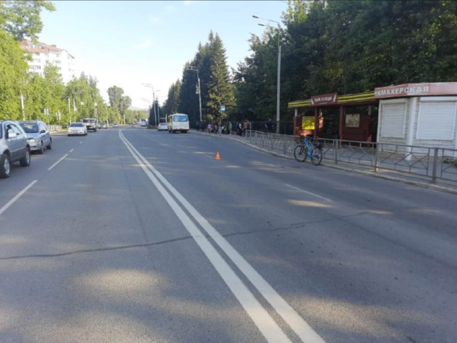 Автобус сбил велосипедиста в Горно-Алтайске