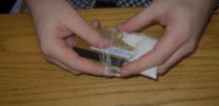 Двоих мужчин отдали под суд за покупку наркотиков через интернет