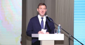 Андрей Турчак возглавил список «Единой России» на выборах депутатов Республики Алтай Андрей Турчак возглавил список «Единой России» на выборах депутатов Республики Алтай