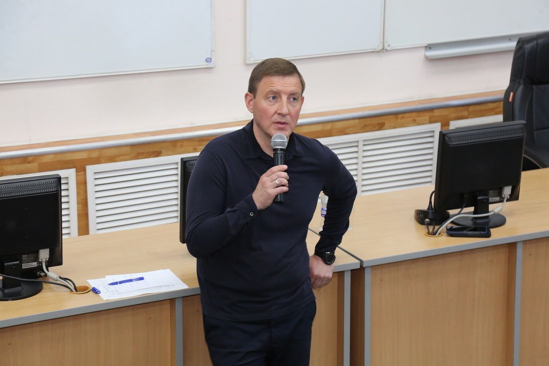 Андрей Турчак встретился со студентами и преподавателями ГАГУ 