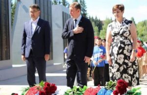 В Горно-Алтайске почтили память павших в годы Великой Отечественной войны В Горно-Алтайске почтили память павших в годы Великой Отечественной войны