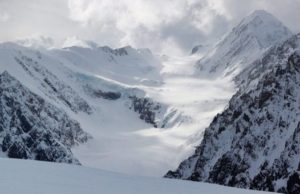 В районе ущелья Актру открыт сезонный спасательный пост В районе ущелья Актру открыт сезонный спасательный пост