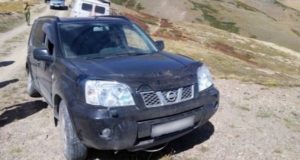 В Кош-Агачском районе внедорожник наехал на камень, пострадал водитель В Кош-Агачском районе внедорожник наехал на камень, пострадал водитель