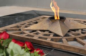 Вечный огонь в Горно-Алтайске и Майме переведут на природный газ Вечный огонь в Горно-Алтайске и Майме переведут на природный газ