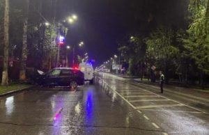 Нетрезвый водитель на BMW устроил ночью ДТП в Горно-Алтайске Нетрезвый водитель на BMW устроил «ночное» ДТП в Горно-Алтайске