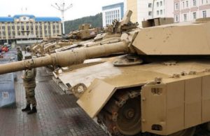 Выставка трофейной натовской техники открылась в Горно-Алтайске Выставка трофейной натовской техники открылась в Горно-Алтайске