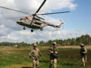 В Республике Алтай спецназ Росгвардии отработал навыки беспарашютного десантирования В Республике Алтай спецназ Росгвардии отработал навыки беспарашютного десантирования
