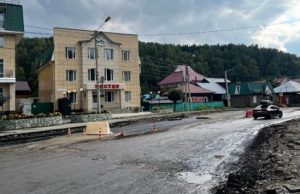 В Горно-Алтайске за год обновят более 8 км дорог В Горно-Алтайске за год обновят более 8 км дорог