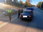 Два автомобиля столкнулись возле Парка Победы в Горно-Алтайске Два автомобиля столкнулись возле Парка Победы в Горно-Алтайске