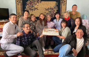 Жительница Шебалинского района отметила столетний юбилей Клавдия Андреевна Емельянова из Шебалино 6 октября отметила 100-летний юбилей