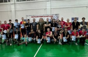 Юбилейный чемпионат по армрестлингу прошел в Республике Алтай